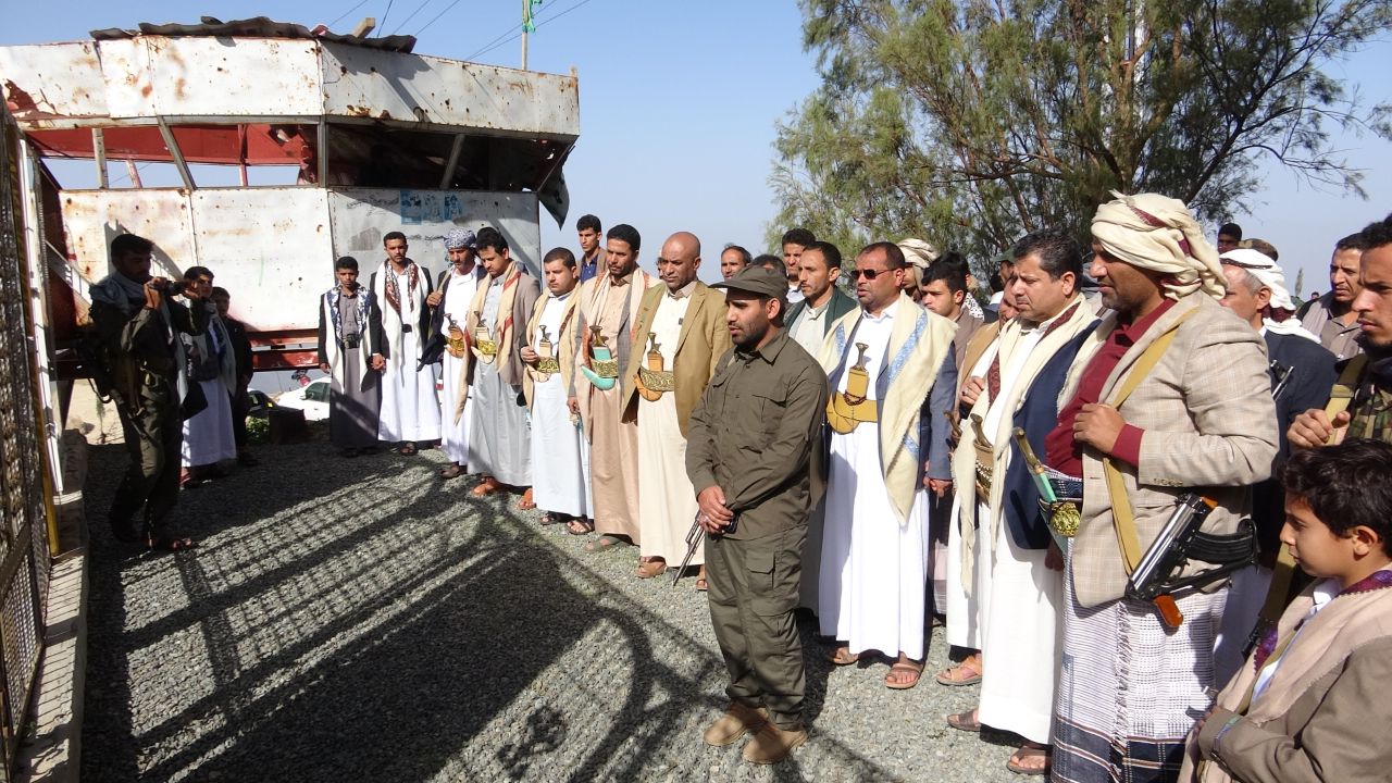 محافظ صعدة يزور مقام الشهيد القائد وجرف سلمان في مران