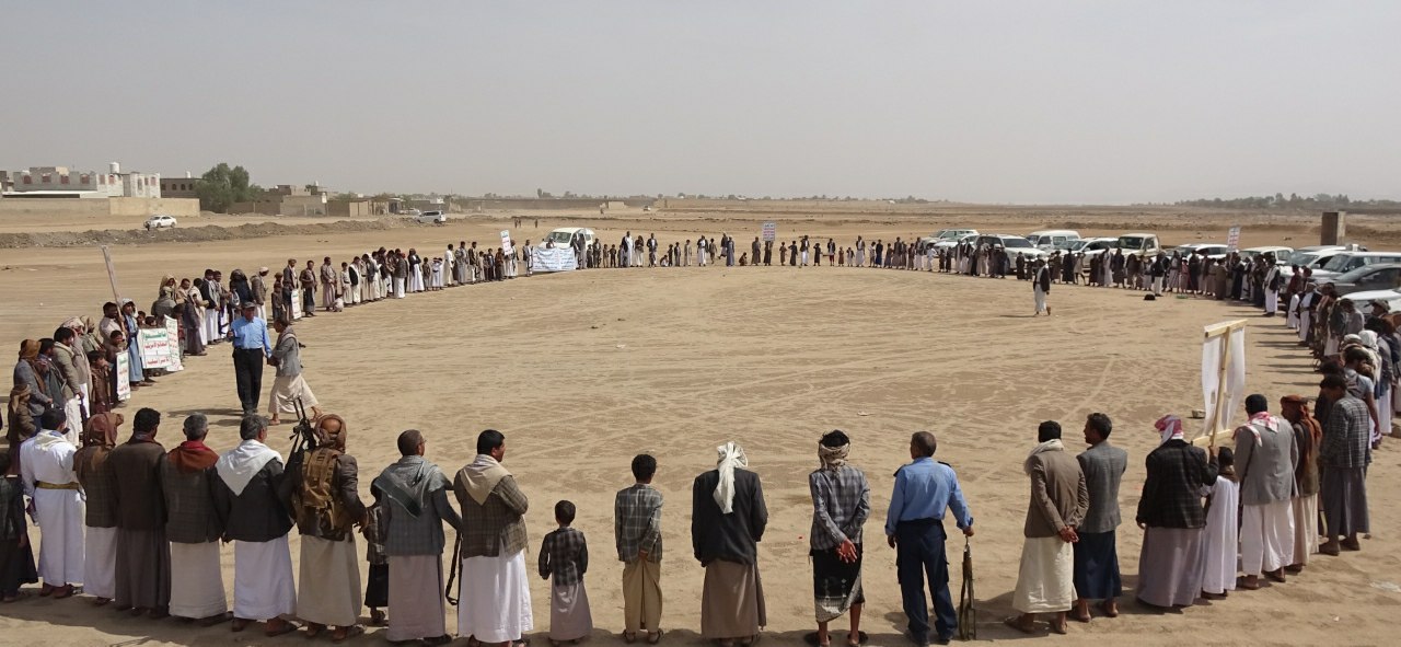 وقفة لأبناء عزلة المقاش في الصفراء بصعدة تنديدا بالإساءة للرسول الأكرم